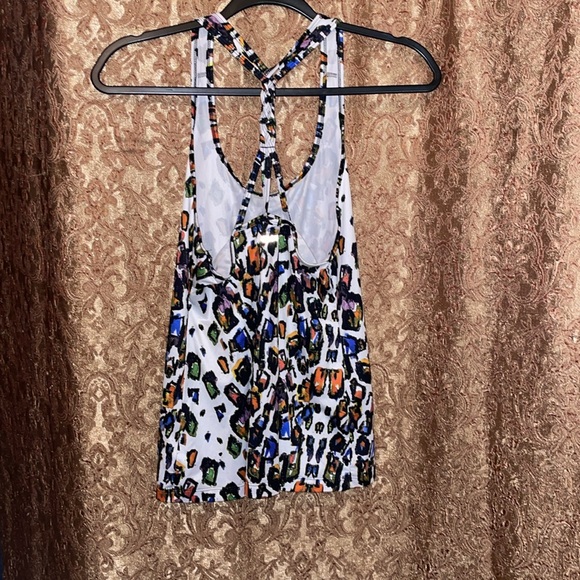 Saucony Women's Multicolor Patterned Tank Top. Size Small. - Picture 2 of 5